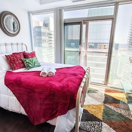 Micasa Suites - Modern Executive Condo 토론토 외부 사진