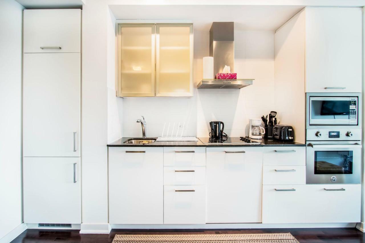 Micasa Suites - Modern Executive Condo 토론토 외부 사진