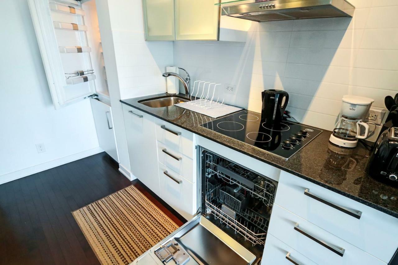 Micasa Suites - Modern Executive Condo 토론토 외부 사진
