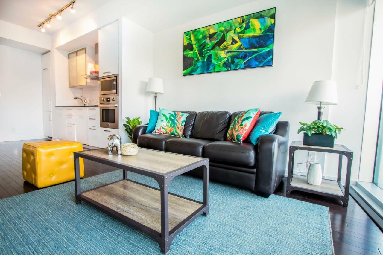 Micasa Suites - Modern Executive Condo 토론토 외부 사진