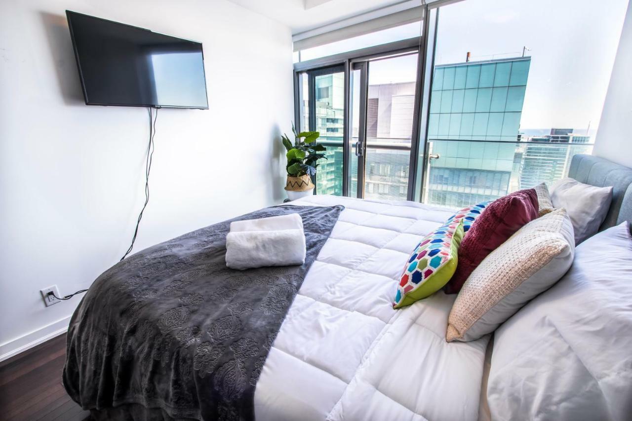 Micasa Suites - Modern Executive Condo 토론토 외부 사진